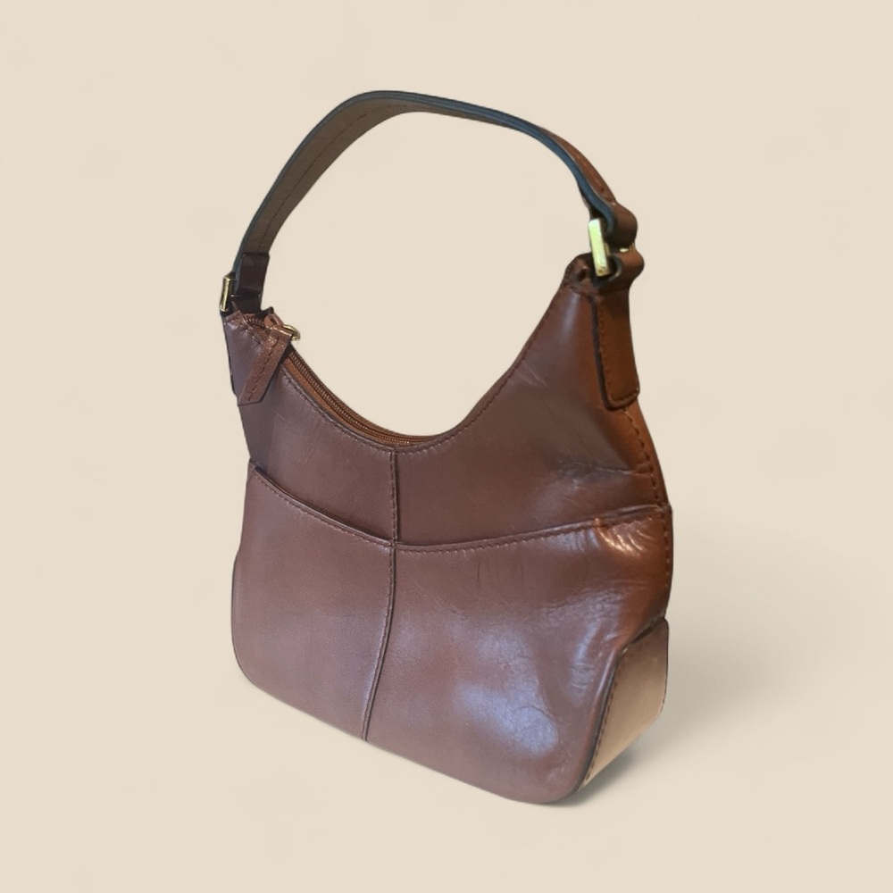 Elegant Brown Leather Shoulder Bag
